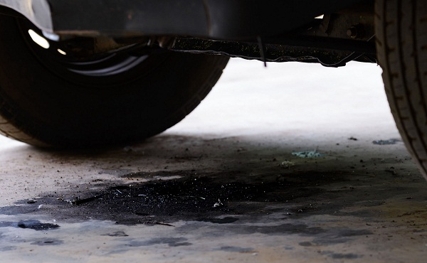 Hướng dẫn cách khắc phục tình trạng ô tô chảy dầu như thế nào